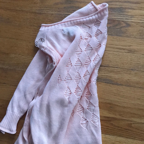 Peach baggy cropped sweater! - Picture 4 of 4